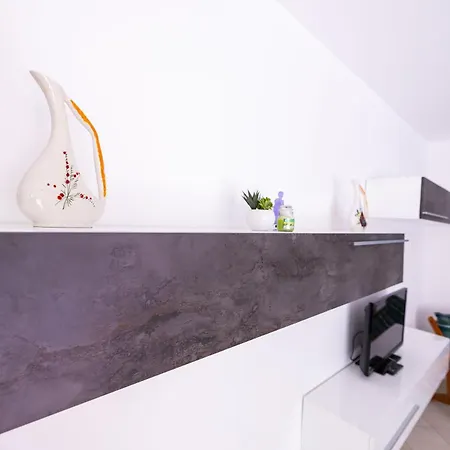 Апартаменты Casa Ermocrate By Casa Azzurra Маринелла
